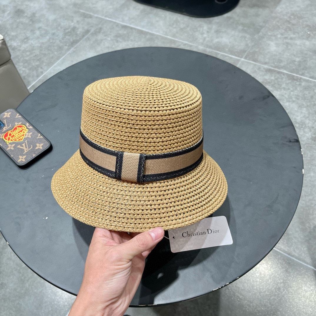 Christian Dior Caps